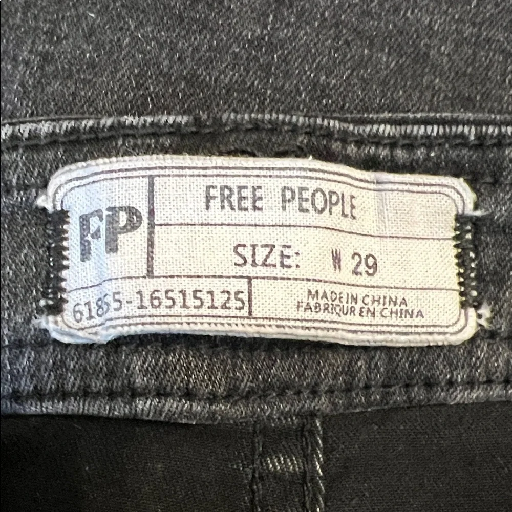 Free People Charcoal Black Distressed Denim Jeans. EC size 29